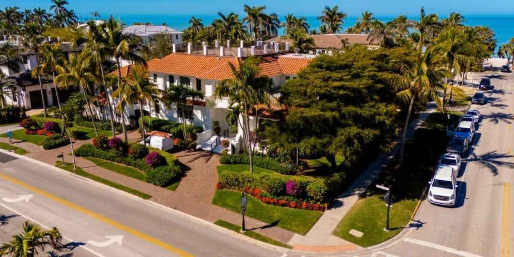 We Buy Houses In Naples - Get Your Cash Offer Today