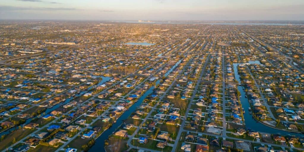 We Buy Houses in Cape Coral, Florida